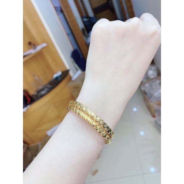 Vòng tay nữ chạm mạ vàng 18 (bán cặp 2 chiếc) siêu đẹp dùng đi tiệc, sự kiện
