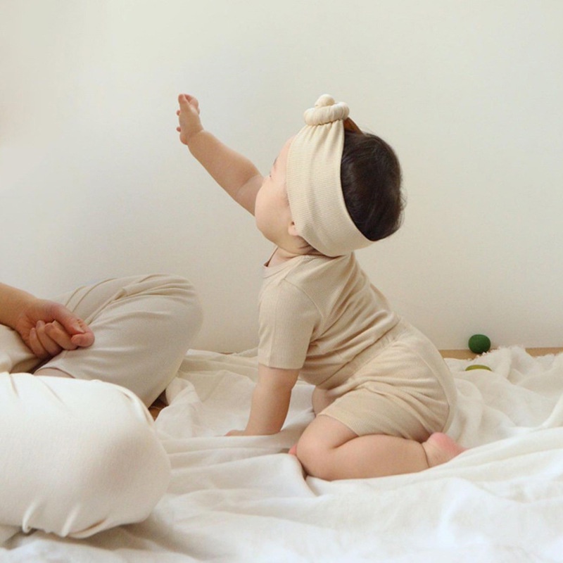 Bộ Đồ Ngủ Áo Thun Tay Ngắn + Quần Ngắn Dành Cho Bé Trai Bé Gái