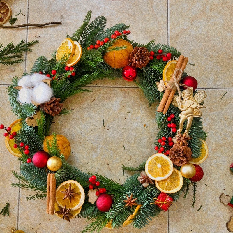 VÒNG GIÁNG SINH THÔNG TƯƠI, GỖ TRANG TRÍ DECOR