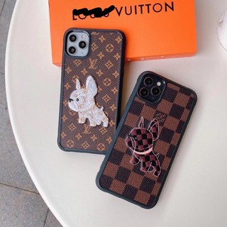 Ốp iphone hoạ tiết lv chó pug cao cấp full box