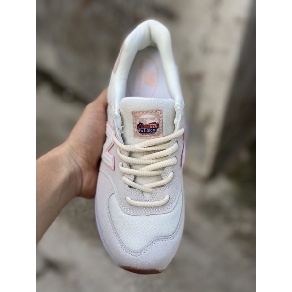 Giày thể thao nữ New balence574 hồng nâu nhạt