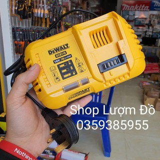Bộ sạc pin đa năng DeWALT 18V/54V DCB118-GB (MADE IN THAILAND)
