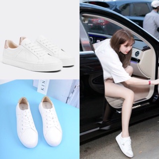 Giầy sneaker