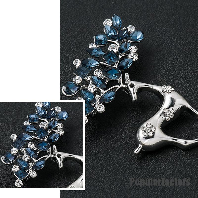 1 Ghim Cài Áo Hình Tuần Lộc Giáng Sinh Đính Đá