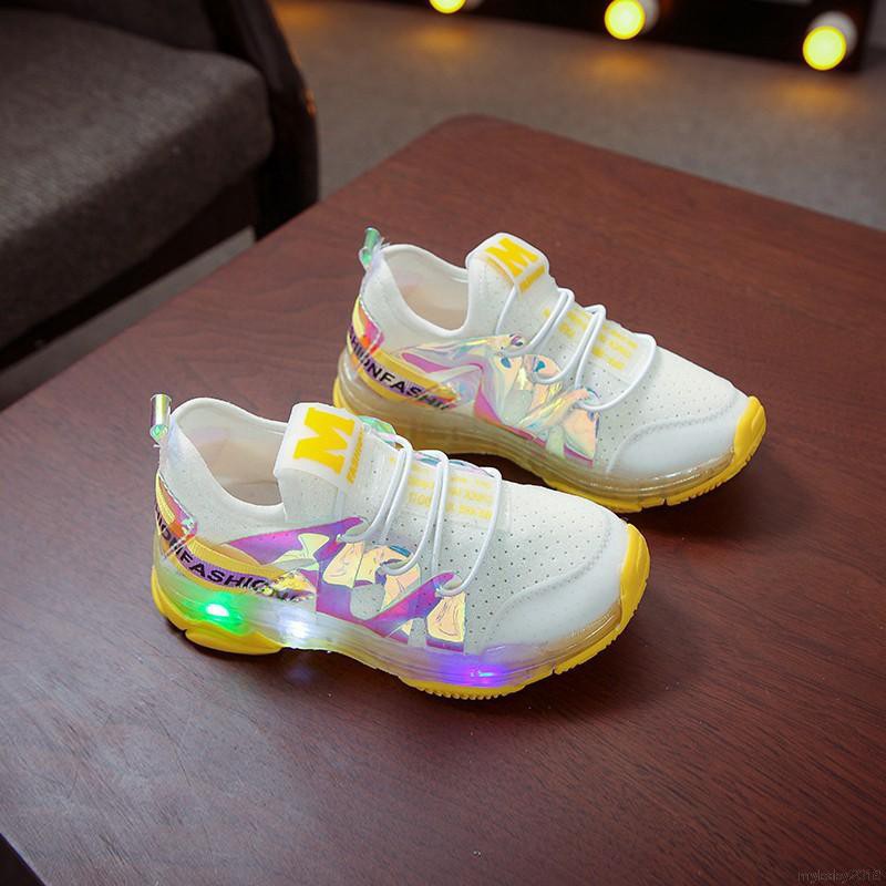 Giày Sneaker Đế Gắn Đèn Led Cho Bé Trai