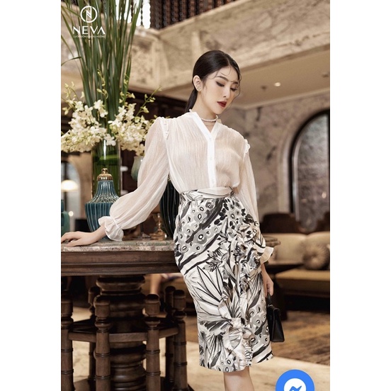 NeVa newtag set áo trắng và chân váy hoạ tiết nguyên tag M/L