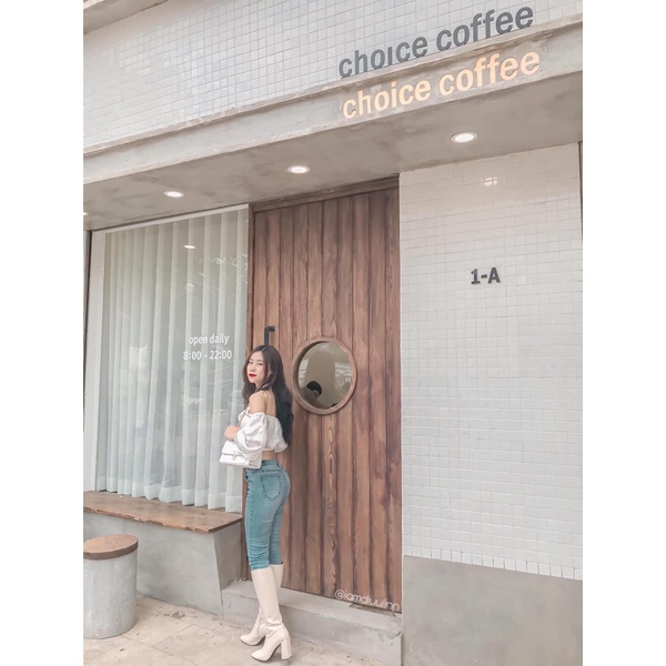 ÁO HỞ VAI <freeship> ÁO NỮ HỞ VAI CROPTOP CỔ CHÉO SIÊU XINH, ÁO LỤA KHÔNG NHĂN ĐEN/TRẮNG💗ÁO CỔ YẾM💗 CROPTOP XINH | BigBuy360 - bigbuy360.vn