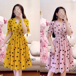 Đầm xoè voan hoạ tiết tim tay cột nơ siêu xinh
