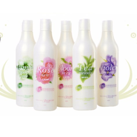 Sữa tắm cho chó mèo Joyce & Doll 400ml