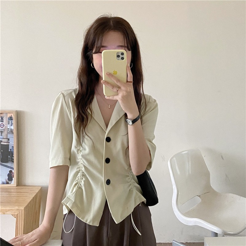 Áo sơ mi cổ lật dáng rộng phối dây rút thời trang trẻ trung năng động phong cách cổ điển dành cho nữ | BigBuy360 - bigbuy360.vn