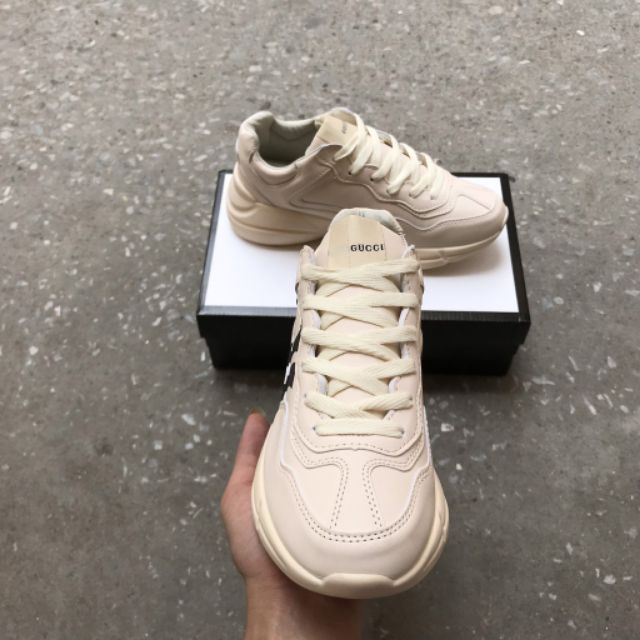 [Mã WASTTET hoàn 15% tối đa 30k xu đơn 99k trở lên] GIÀY SIÊU NHẸ FULL HỘP | BigBuy360 - bigbuy360.vn