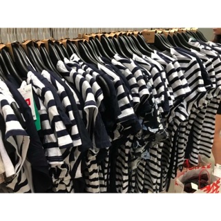 Set 2 áo cotton chất siêu mềm mịn thấm mồ hôi , Hàng HM auth giá salee nên mọi ng mua sắm tẹt ga ko lo về giá cả nha ...
