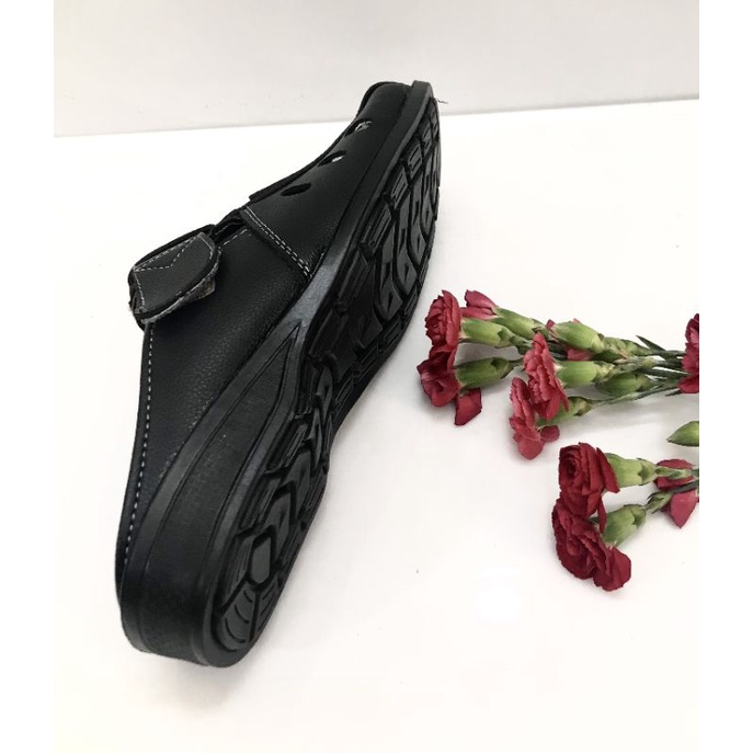 Dép sapo nam cao cấp,phom đẹp,mã SP03, size từ 38-43, màu đen, đế khâu sẳn rất chắc chắn