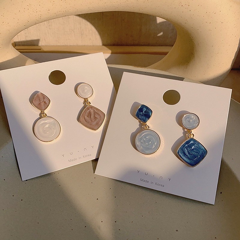 Khuyên tai đính đá nhiều màu sắc phong cách Hàn Quốc cổ điển cá tính dành cho nữ