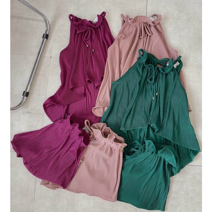 Set Bộ Xốp Nhún Áo Croptop Tay Ngắn Thêu Gấu  Nâu + Quần Ống Ôm