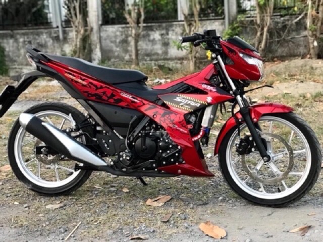Tem Satria Đỏ đen