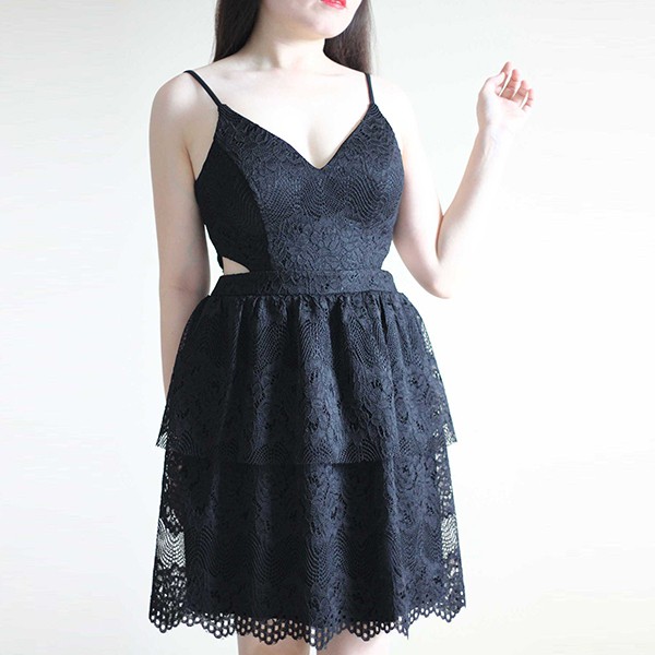 Thanh lý áo đầm ren tầng màu đen New 100%