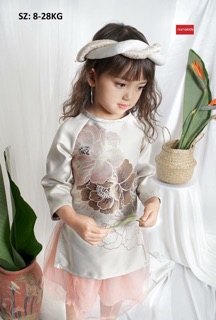 Áo dài cách tân cho bé chuẩn đẹp