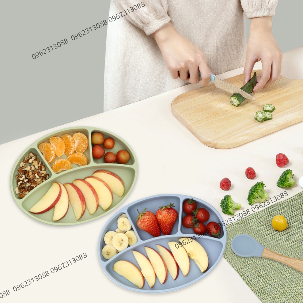 Khay đựng đồ ăn dặm silicon chống đổ cho bé kiểu Nhật có nắp - Mokids