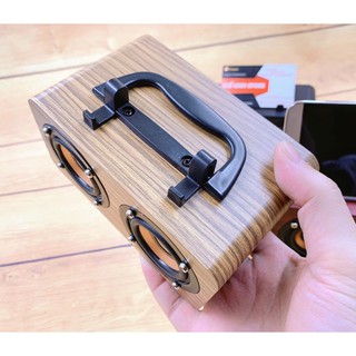 Loa bluetooth vân giả gỗ cổ điển - size mini nhỏ