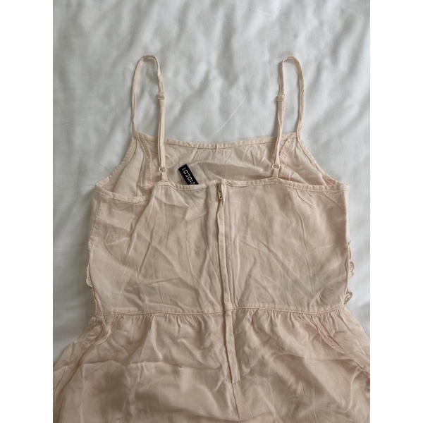 ĐẦM HỒNG THÊU HOA H&M