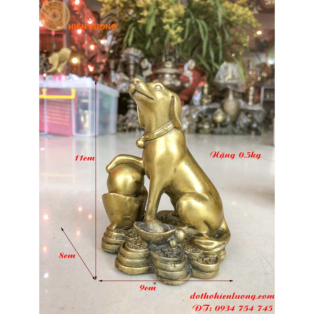 Tượng Chó Ngồi Bệ Vàng Phong Thủy – Linh Vật May Mắn Và Giữ Nhà