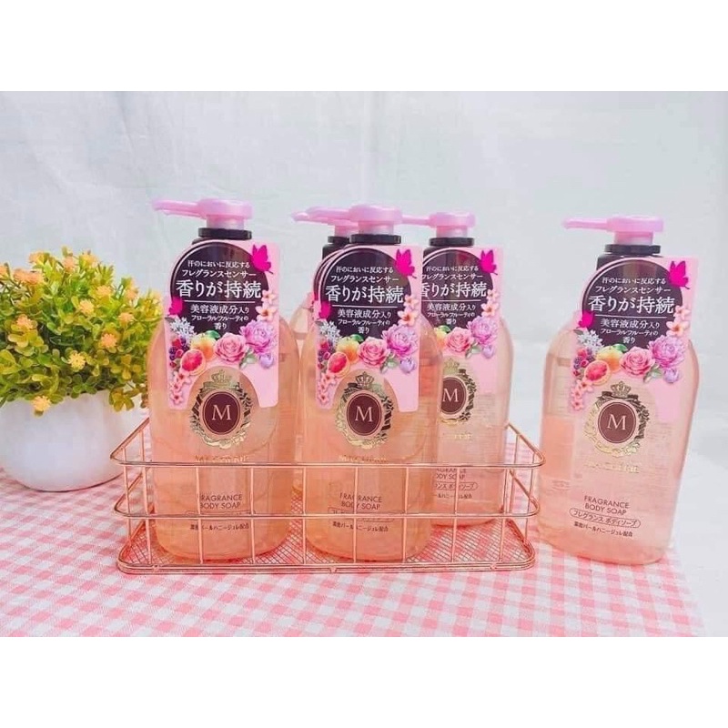 Sữa tắm trắng da macherie fragrance cao cấp