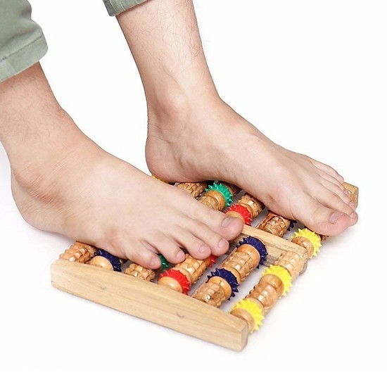 Bàn lăn massage chân bằng gỗ 6 thanh