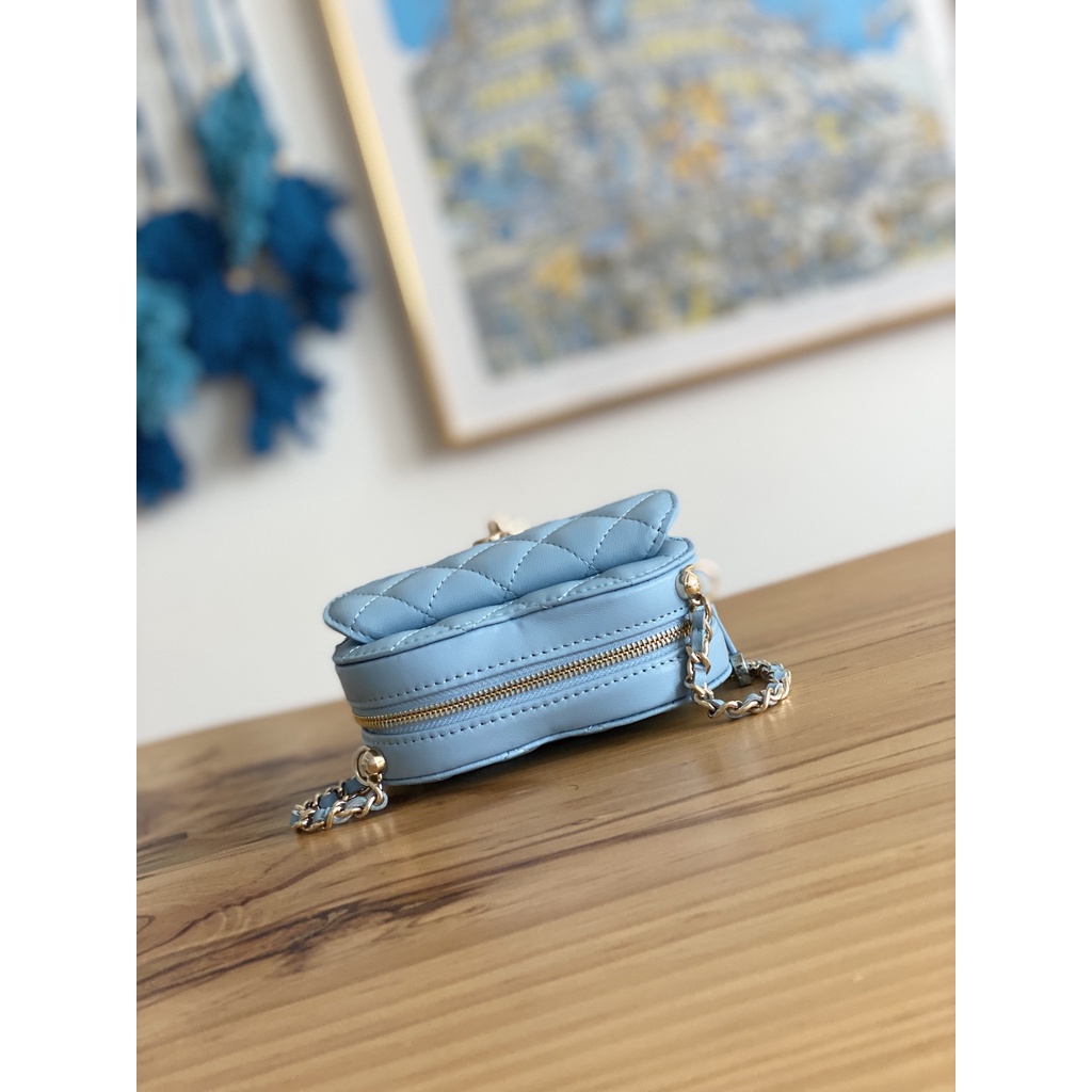 Túi đeo chéo nữ da thật thời trang cao cấp 𝘾𝙝𝙖𝙣𝙚𝙡 𝘾𝙝𝙖𝙣n𝙚𝙡 CN thiết kế hình trái tim