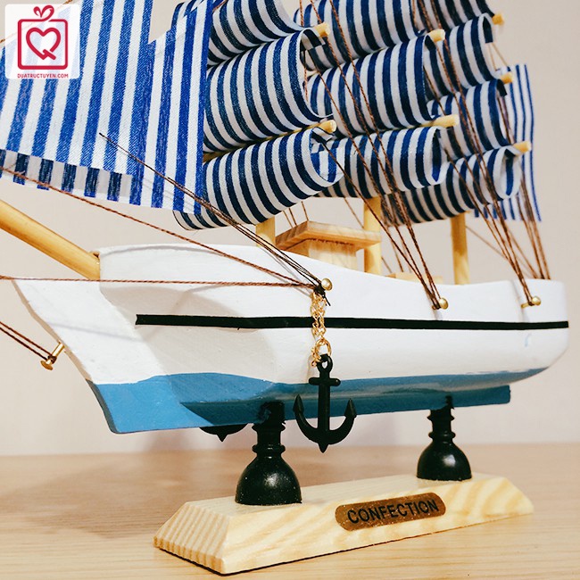 Mô hình thuyền buồm 20cm để bàn làm việc, kệ trang trí (3 mẫu)