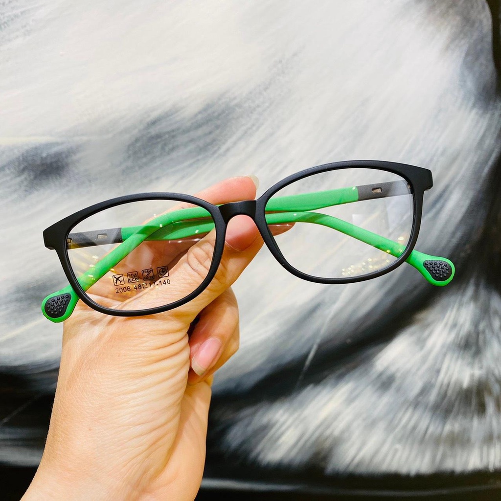 Gọng kính nhựa dẻo thời trang trẻ trung siêu nhẹ siêu bền Ouress 2006