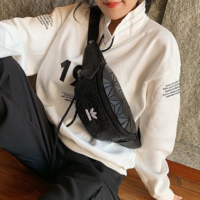 Túi đeo chéo nữ đi chơi thời trang unisex cá tính phong cách ulzzang da pu phản quang đi dạo phố chống nước siêu đẹp | BigBuy360 - bigbuy360.vn