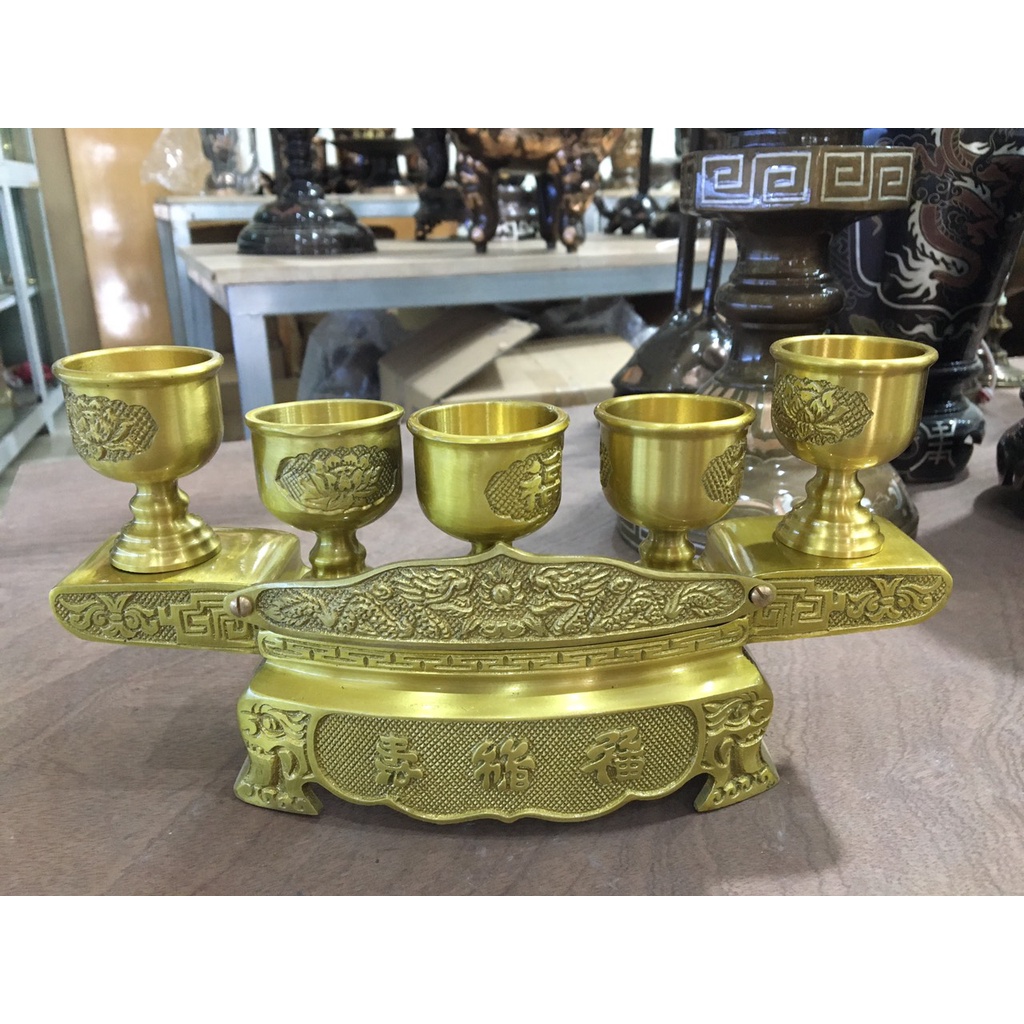 Ngai 5 chén thờ bằng đồng