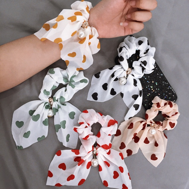 Scrunchies Nơ Tim