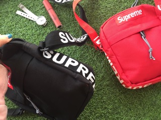 Túi hộp supreme đỏ/đen