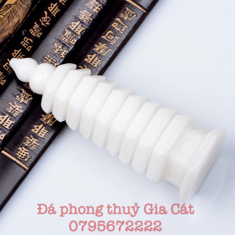 Tháp văn xương đá màu trắng phong thuỷ trưng bày có kiểm định