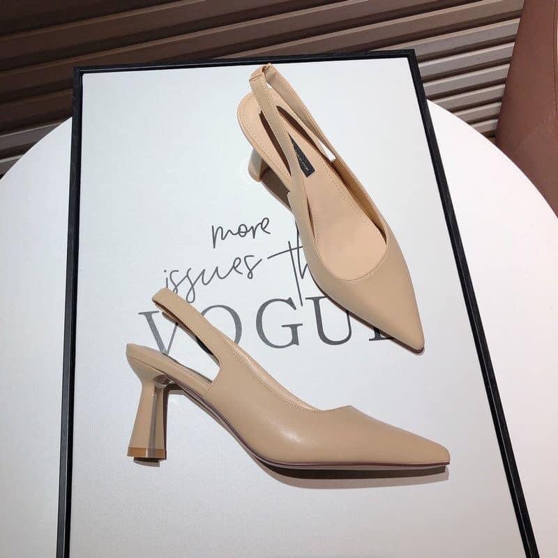 Giày cao gót mũi nhọn