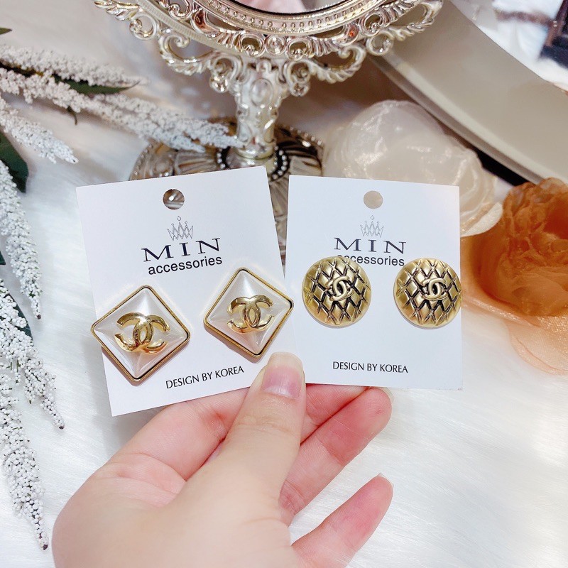 SALE SOCK Khuyên CHA.NEL cao cấp