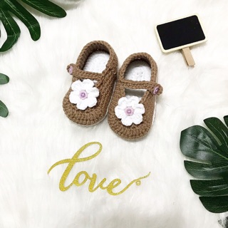 Giày len hoa trắng xinh cho bé gái 🧶
