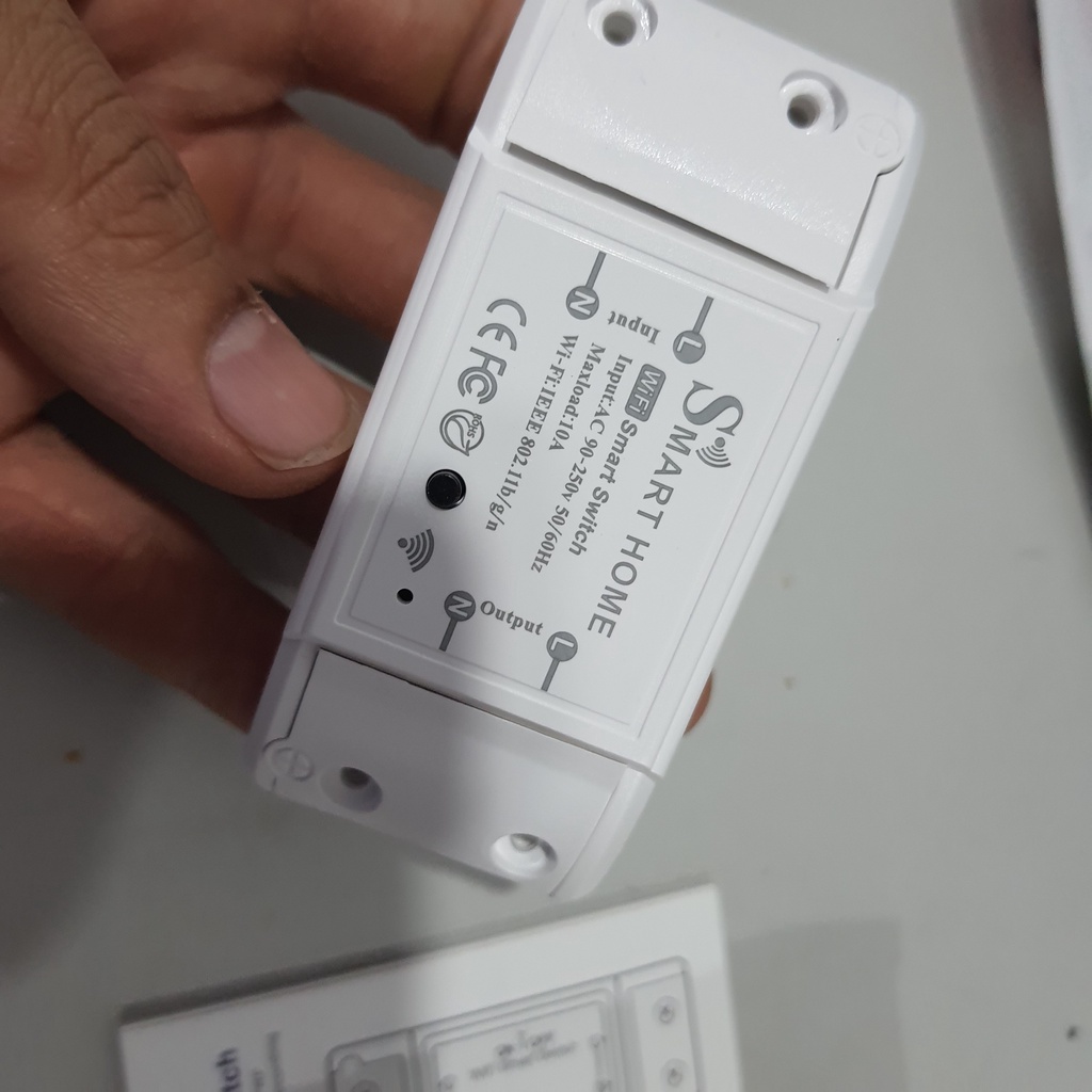 Công tắc hẹn giờ bật tắt bằng điện thoại kết nối wifi smart life 10A 220v công tắc wifi