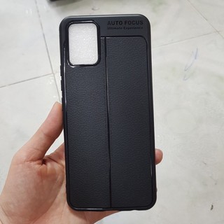 Ốp Vivo V20 dẻo đen vân da