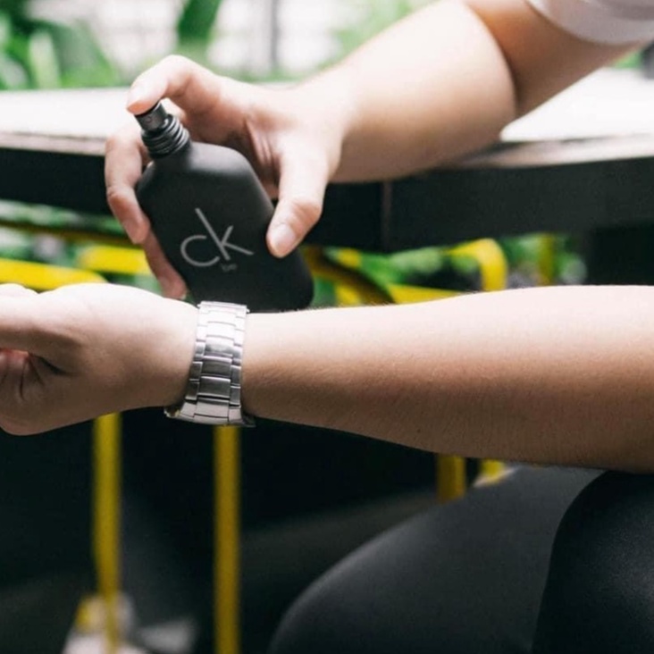 𝐭𝐡𝐞𝐠𝐥𝐚𝐦𝐛𝐚𝐫 ★ Nước Hoa Calvin Klein  Be ĐEN Mạnh Mẽ 100ml