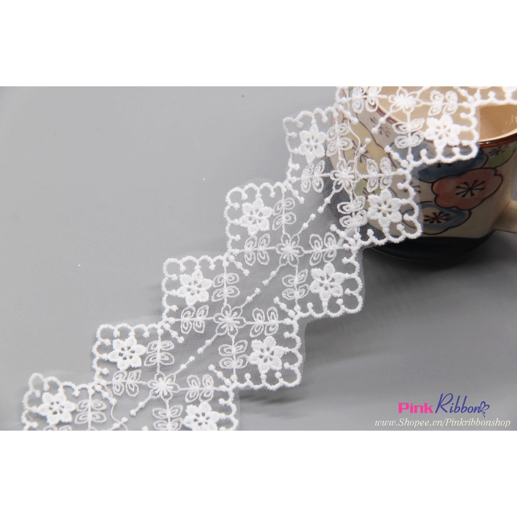Ren trắng thêu hoa 7.5cm