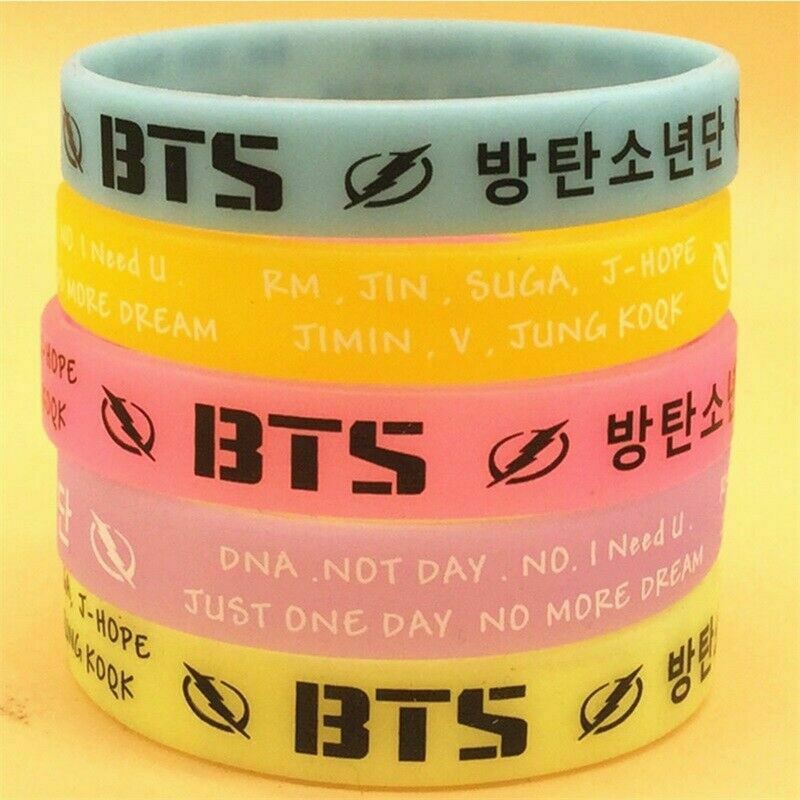 Vòng tay Silicone phát quang phong cách BTS