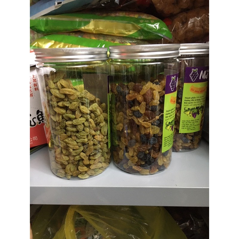 HỘP 500G NHO SẤY KHÔ TỰ NHIÊN