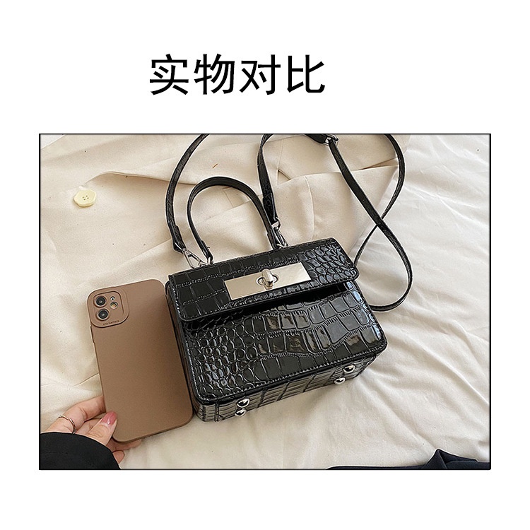Túi Xách JASMIN NOIR Nữ Họa Tiết Da Cá Sấu Có Khóa