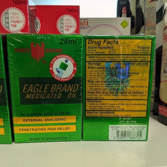 Dầu gió Xanh Con Ó EAGLE BRAND Medicated Oil Mỹ 24ml / Dầu mỹ 2 nắp