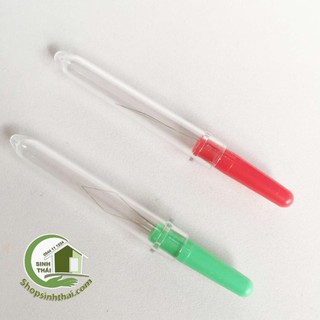 Cây xỏ chỉ bằng tay