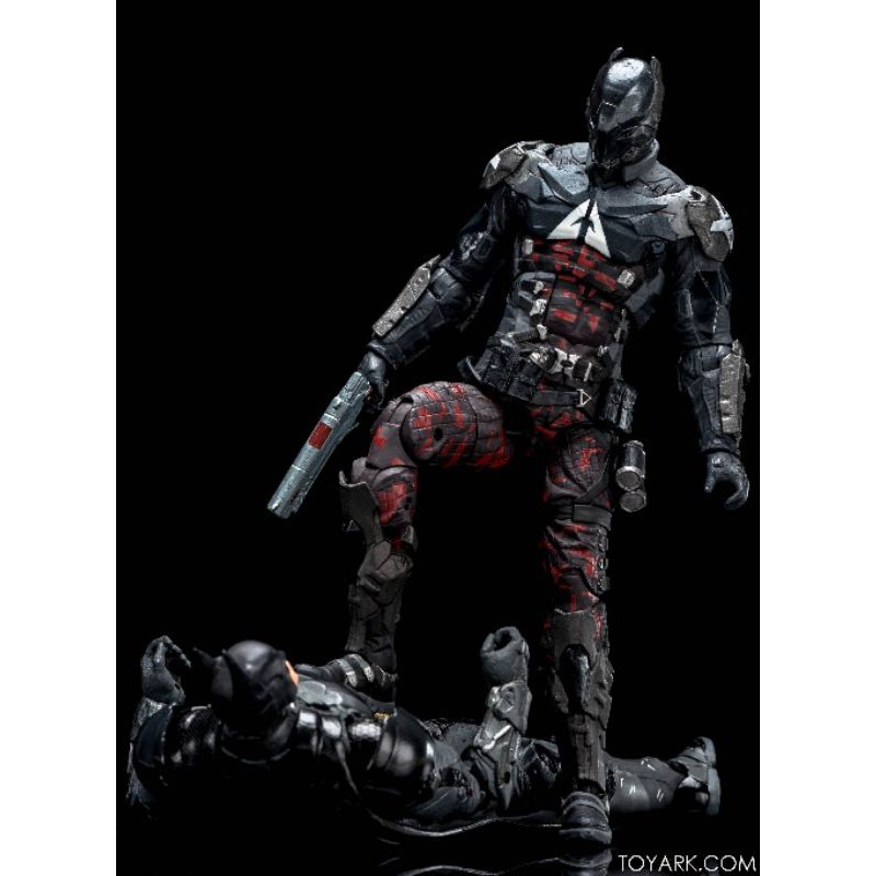Mô hình nhân vật Arkham Knight