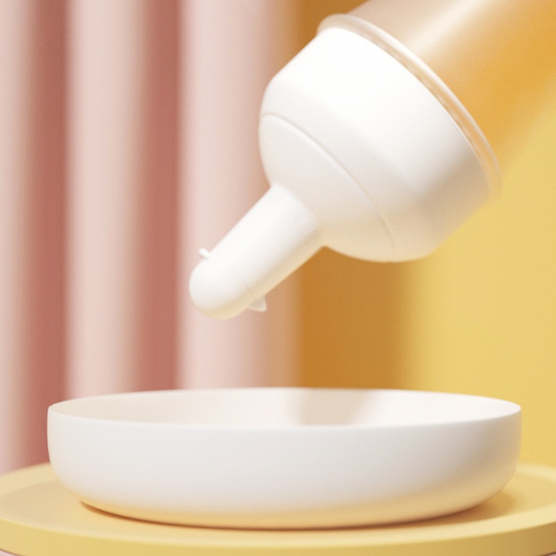 Chai Đựng Dầu Ăn / Nước Sốt Có Nắp Bằng Nhựa An Toàn Tiện Dụng